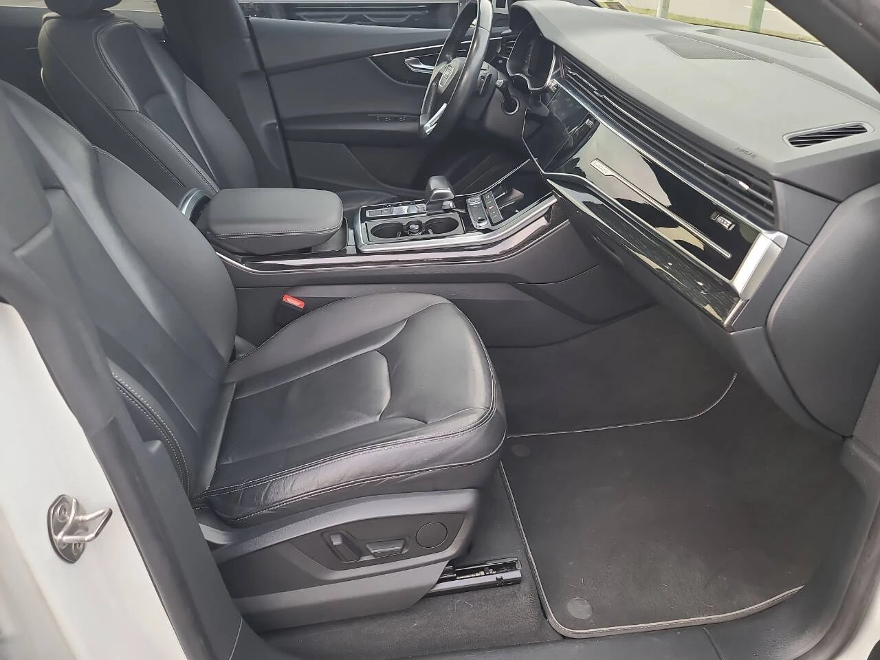 Audi Q8 Premium* Панорама - изображение 10