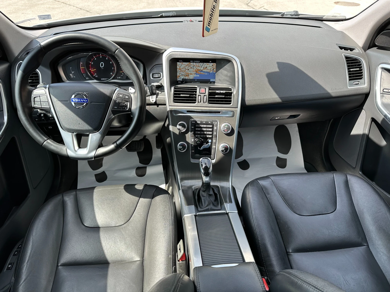 Volvo XC60 3.0i 325 к.с. - изображение 10