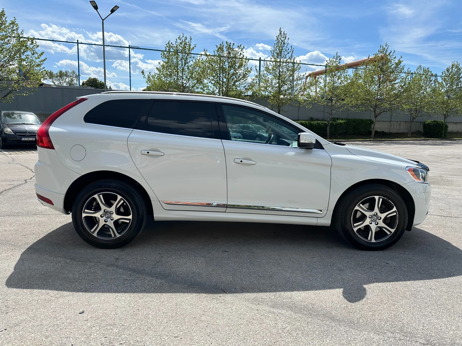 Volvo XC60 3.0i 325 к.с. - изображение 5