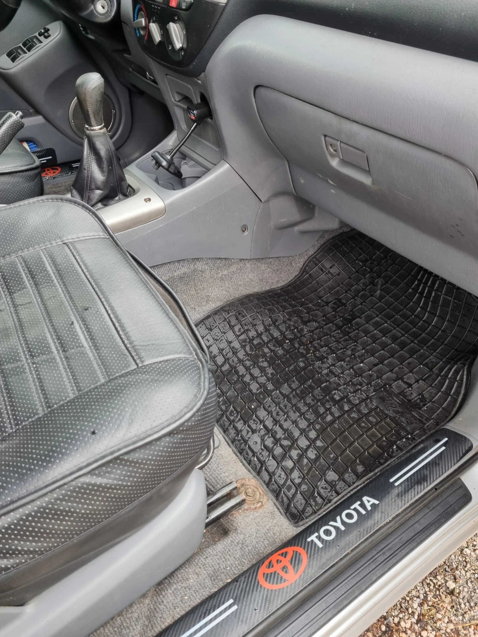 Toyota Rav4  - изображение 9