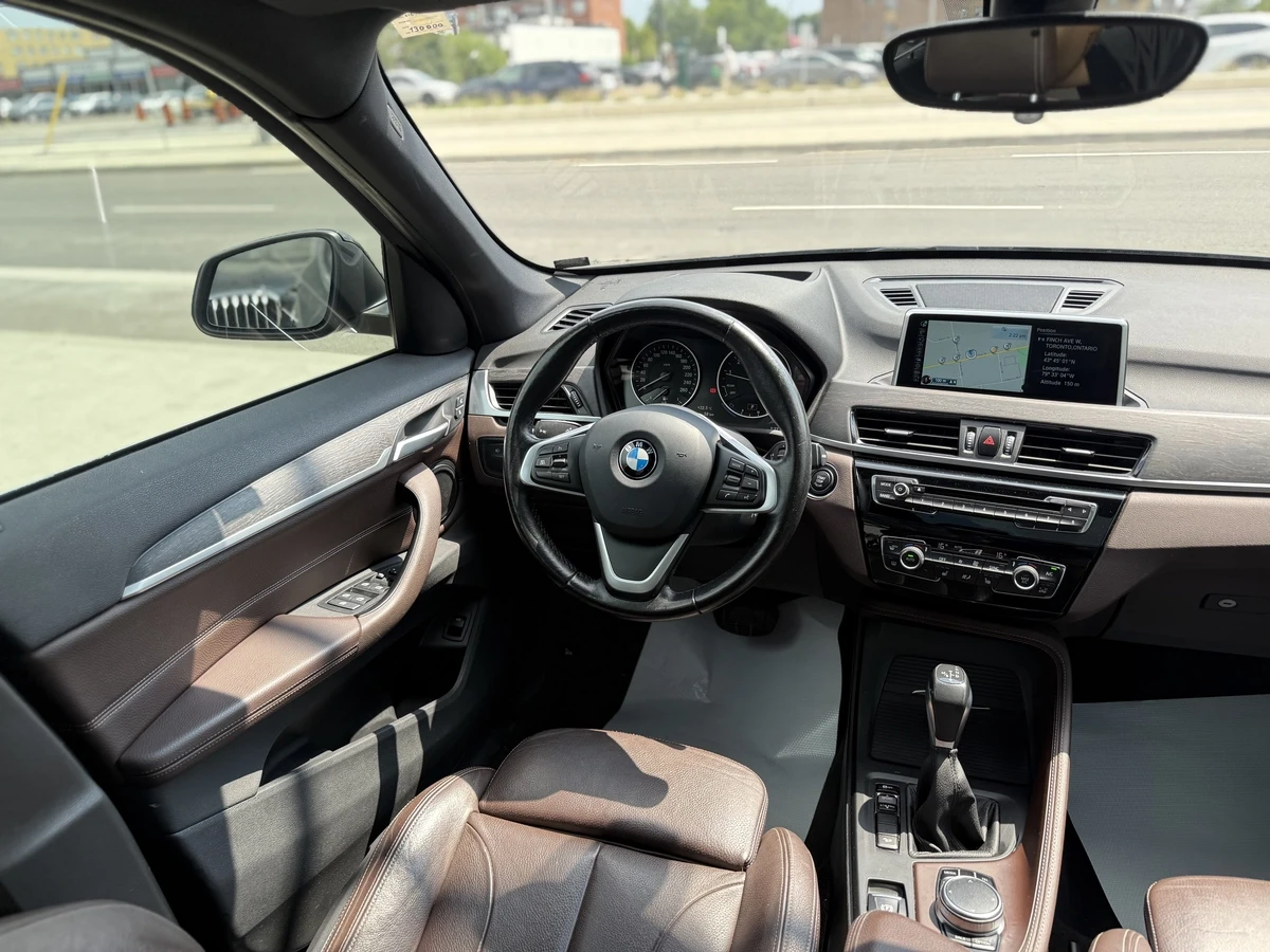 BMW X1 28i xDrive / PREMIUM PKG / HEAD-UP - изображение 8