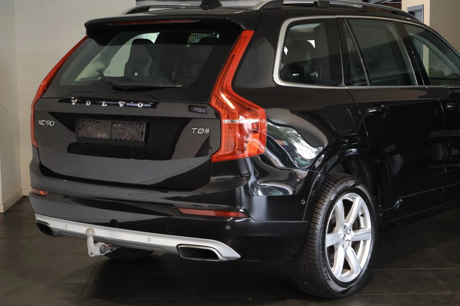 Volvo Xc90  T8 Momentum - AWD - Хибрид  7 местен - изображение 3