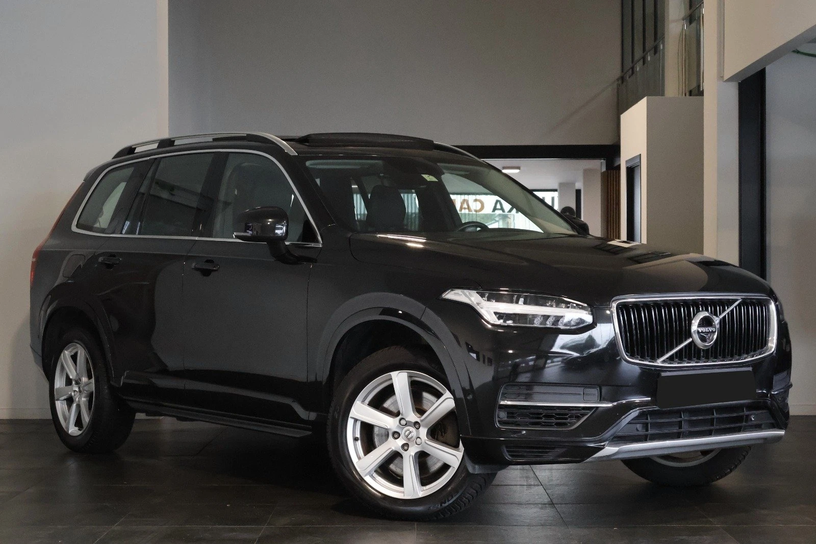 Volvo Xc90  T8 Momentum - AWD - Хибрид  7 местен - изображение 2