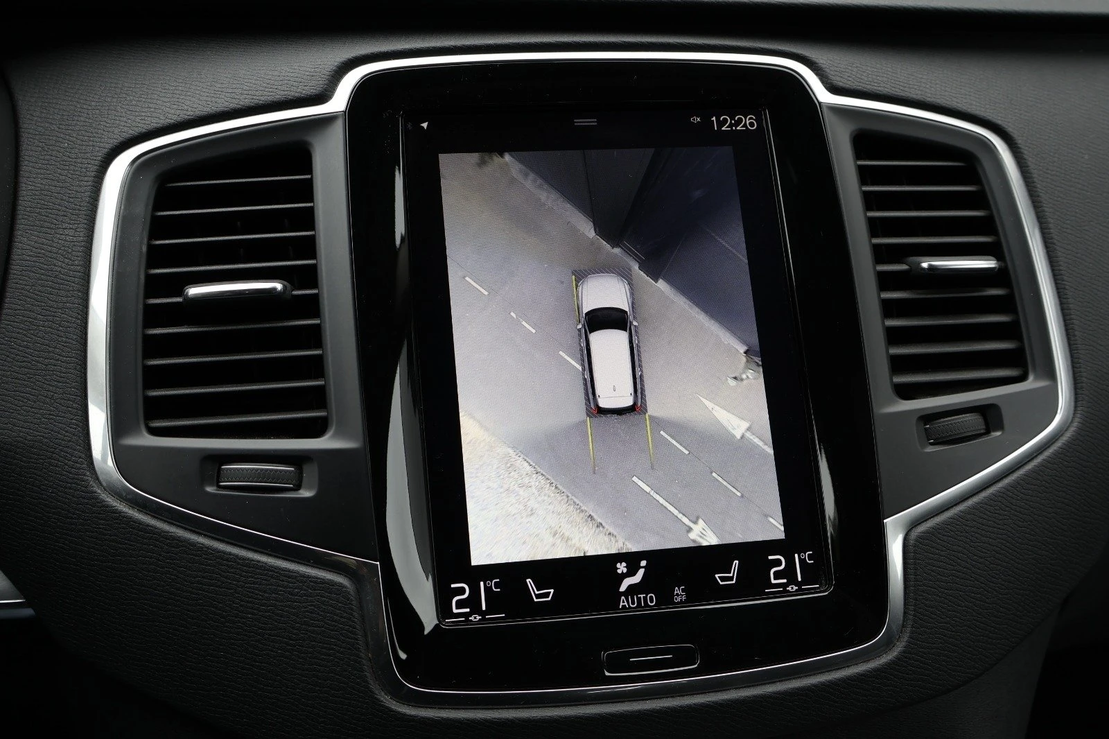 Volvo Xc90  T8 Momentum - AWD - Хибрид  7 местен - изображение 8