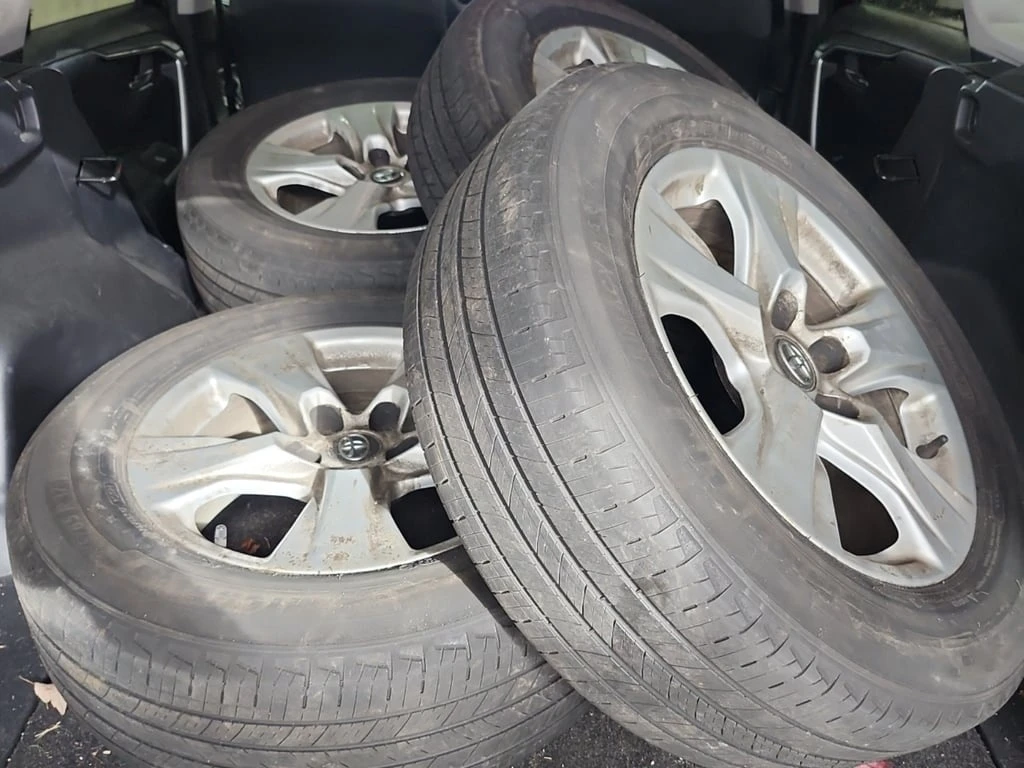 Toyota Rav4 * XLE * CARFAX *    | Mobile.bg   14