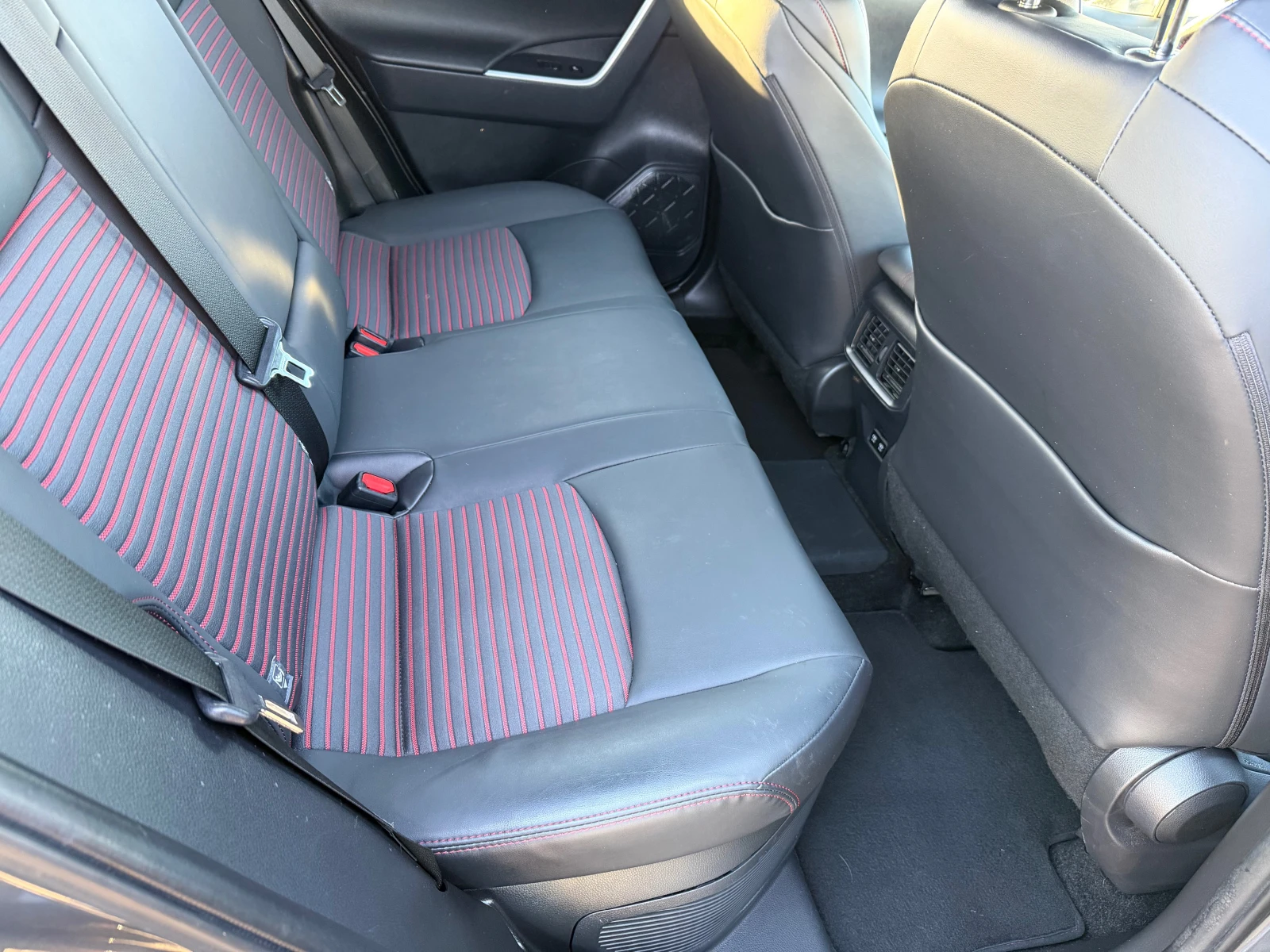 Toyota Rav4 2.5 AWD PLUG IN HYBRID | Mobile.bg � ����������� 14