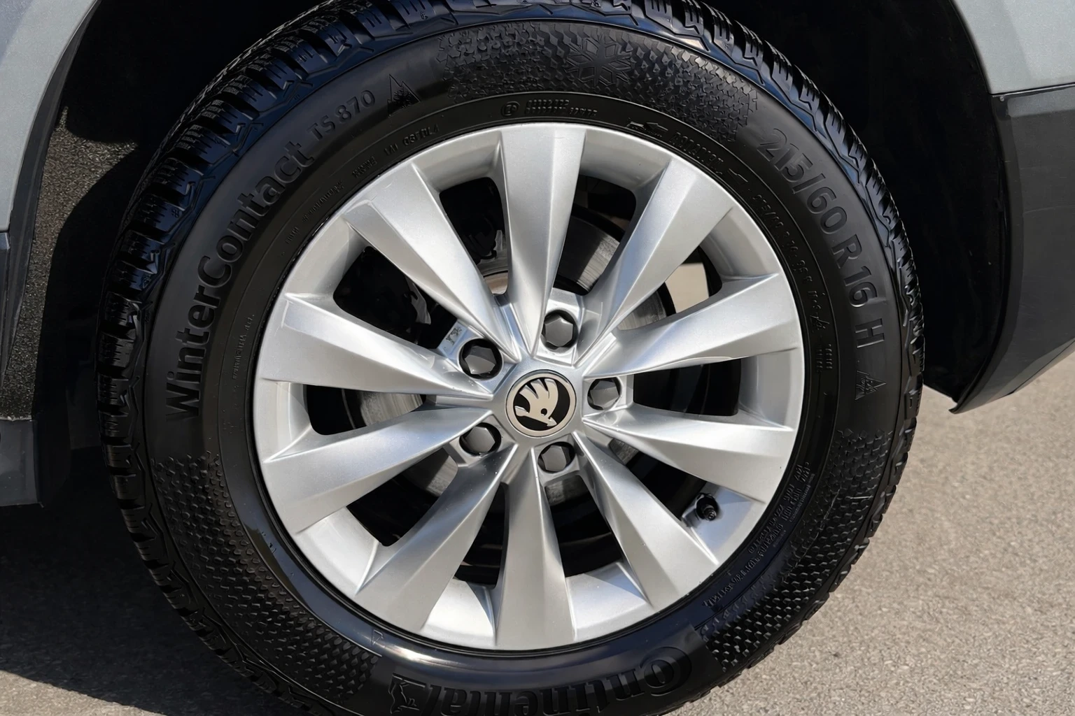 Skoda Karoq, снимка 6 - Автомобили и джипове - 53743879