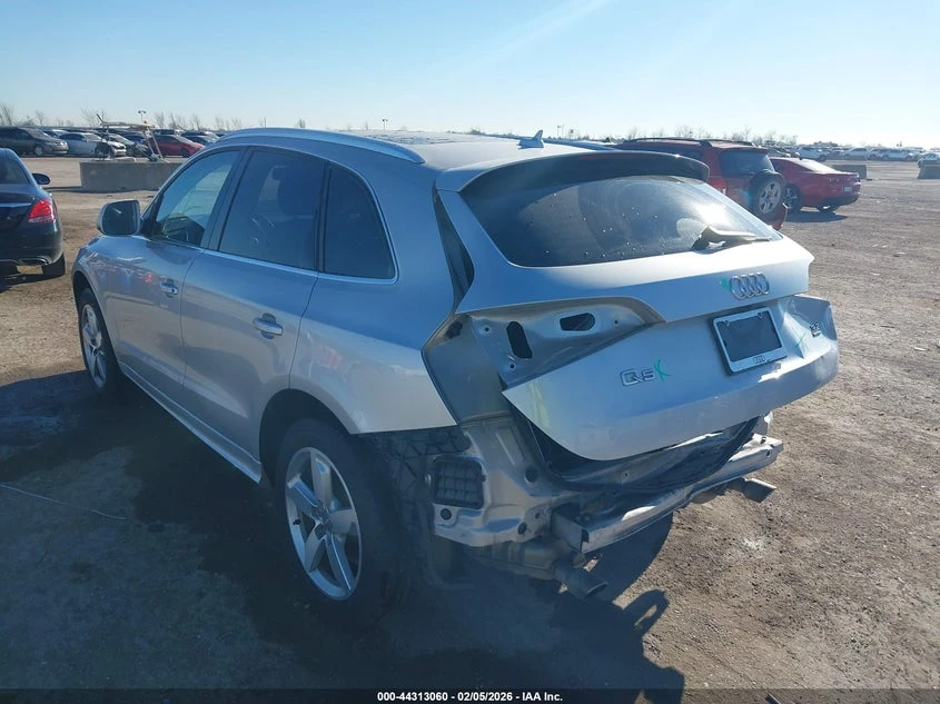 Audi Q5 3.2L V-6 DI, DOHC, VVT, 270HP All Wheel Drive | Mobile.bg � ����������� 3