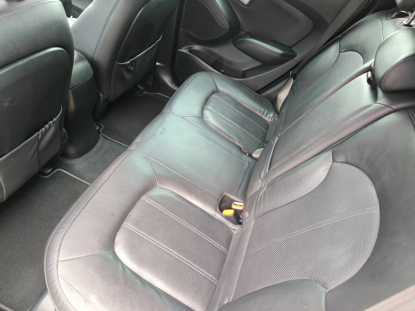 Hyundai IX35 2, 0-4Х4-КОЖА, НАВИ, ПАНОРАМА, LED, FACELIFT, KEYL, снимка 12 - Автомобили и джипове - 54158913