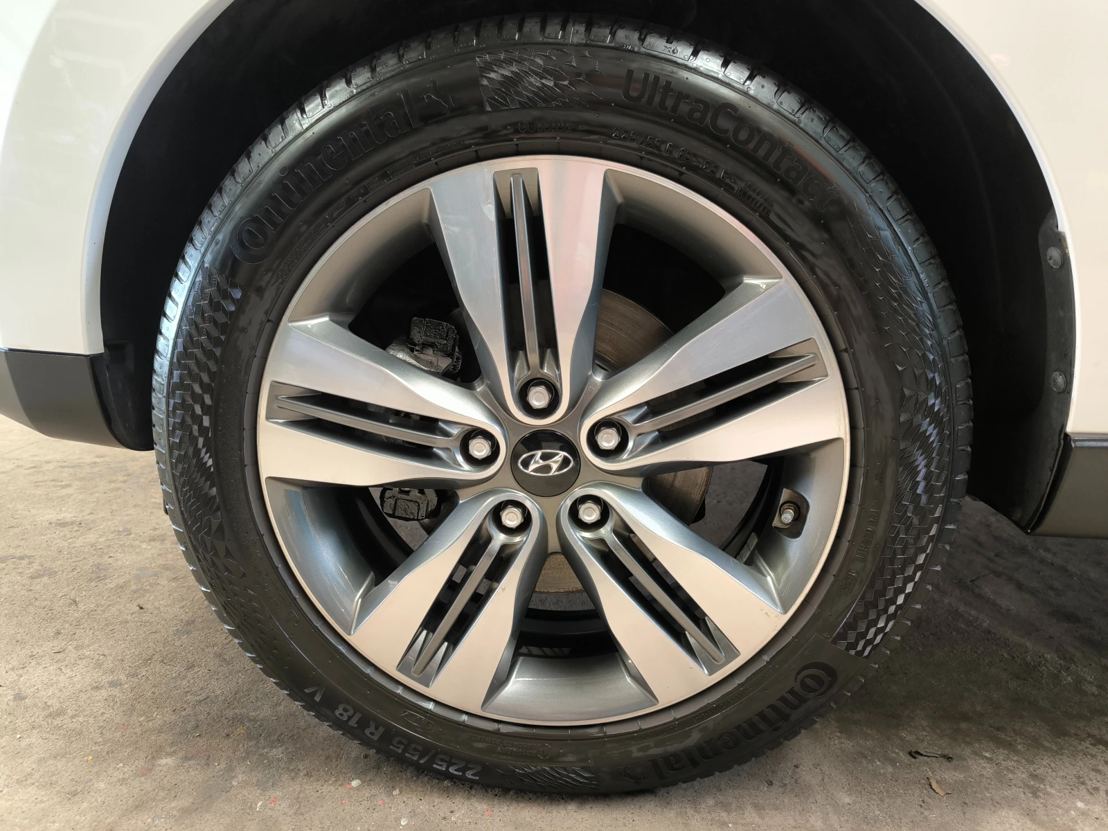 Hyundai IX35 2, 0-4Х4-КОЖА, НАВИ, ПАНОРАМА, LED, FACELIFT, KEYL, снимка 16 - Автомобили и джипове - 54158913