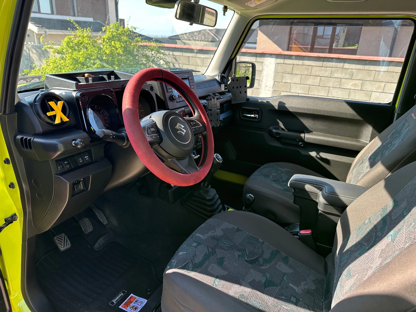 Suzuki Jimny, снимка 5 - Автомобили и джипове - 54313011