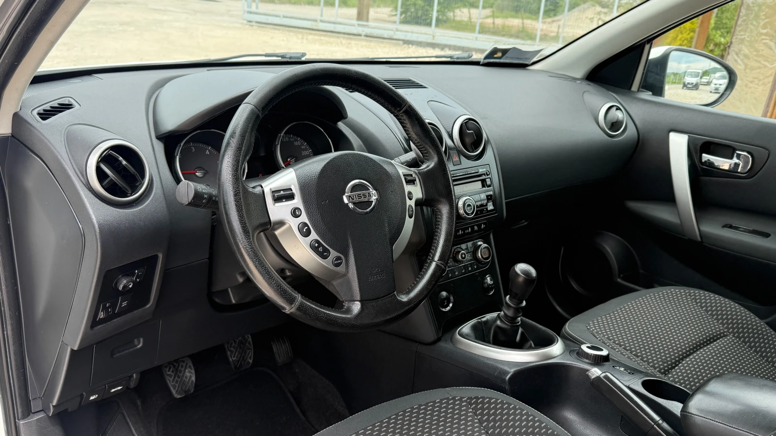 Nissan Qashqai 2.0DCI-150кс-4WD-4x4/НОВ ВНОС ОТ ИТАЛИЯ, снимка 11 - Автомобили и джипове - 54455127