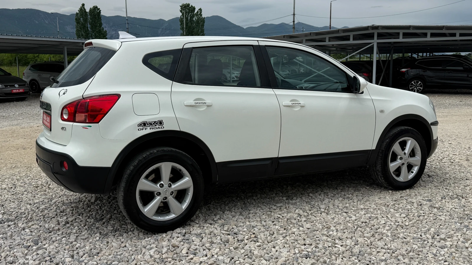 Nissan Qashqai 2.0DCI-150кс-4WD-4x4/НОВ ВНОС ОТ ИТАЛИЯ, снимка 6 - Автомобили и джипове - 54455127