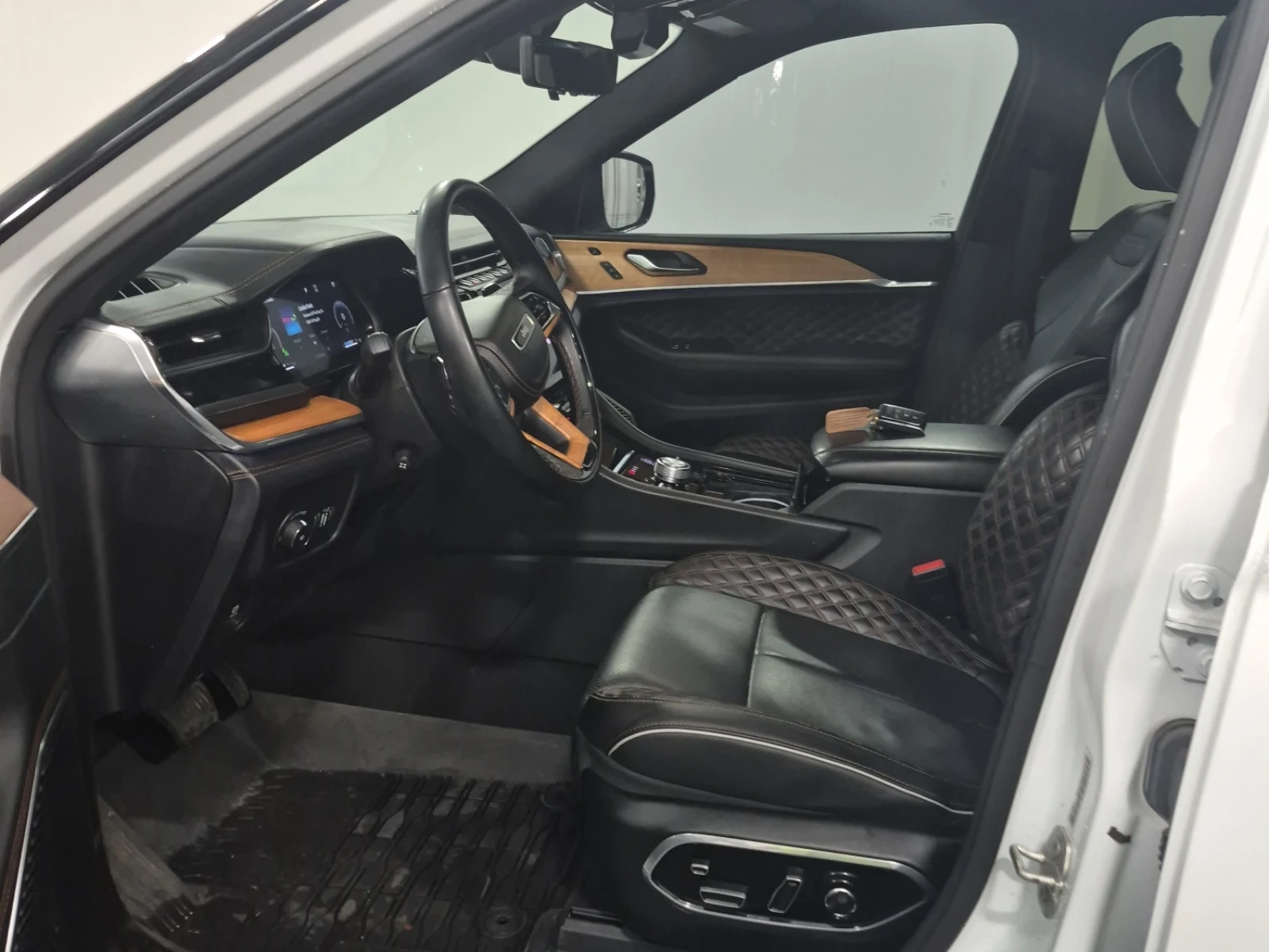 Jeep Grand cherokee SUMMIT RESERVE * 5.7 HEMI * AWD * CARFAX * , снимка 5 - Автомобили и джипове - 54707274