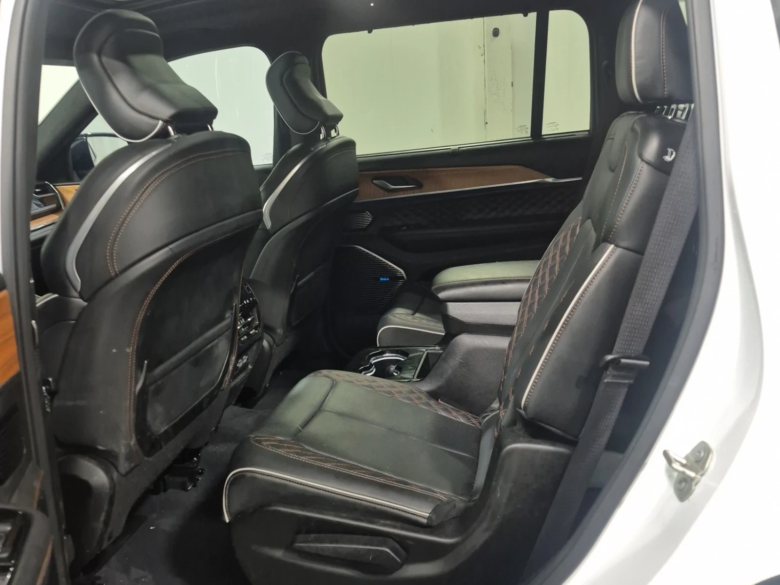 Jeep Grand cherokee SUMMIT RESERVE * 5.7 HEMI * AWD * CARFAX * , снимка 9 - Автомобили и джипове - 54707274