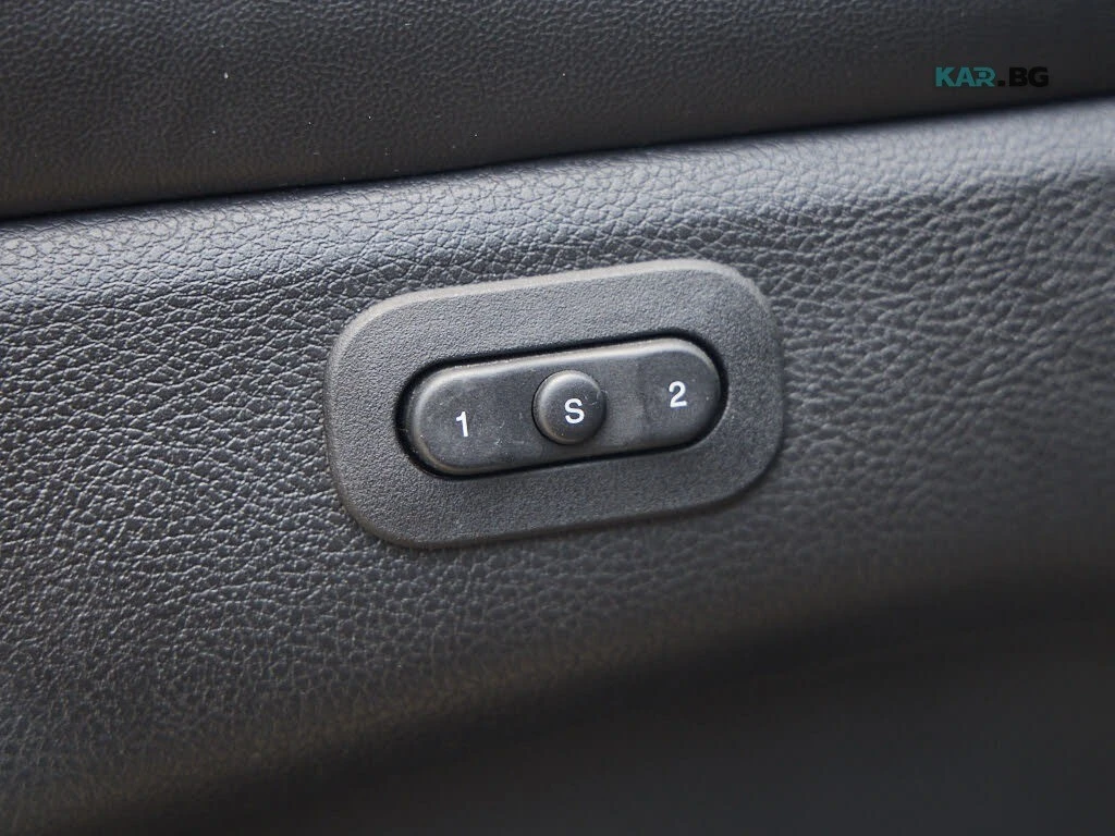 Jeep Grand cherokee  Limited * АвтоКредит * (ЦЕНА ДО БГ), снимка 10 - Автомобили и джипове - 55009342