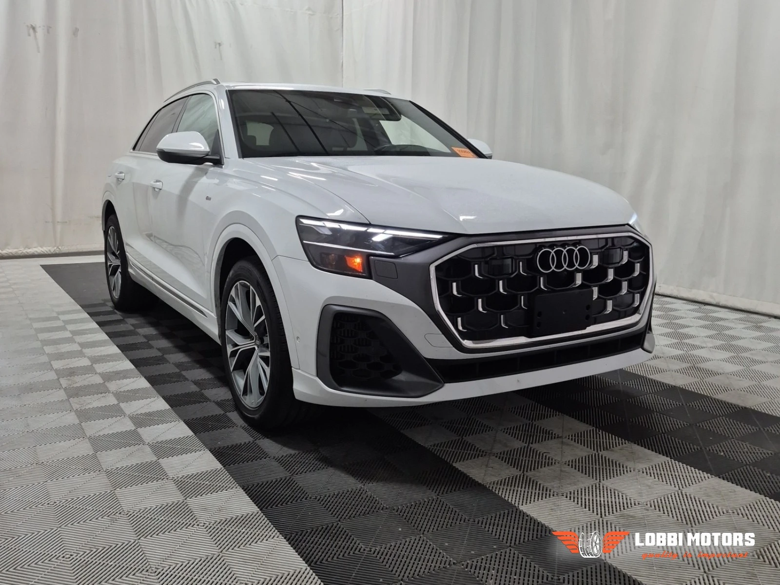 Audi Q8 | Mobile.bg � ����������� 2