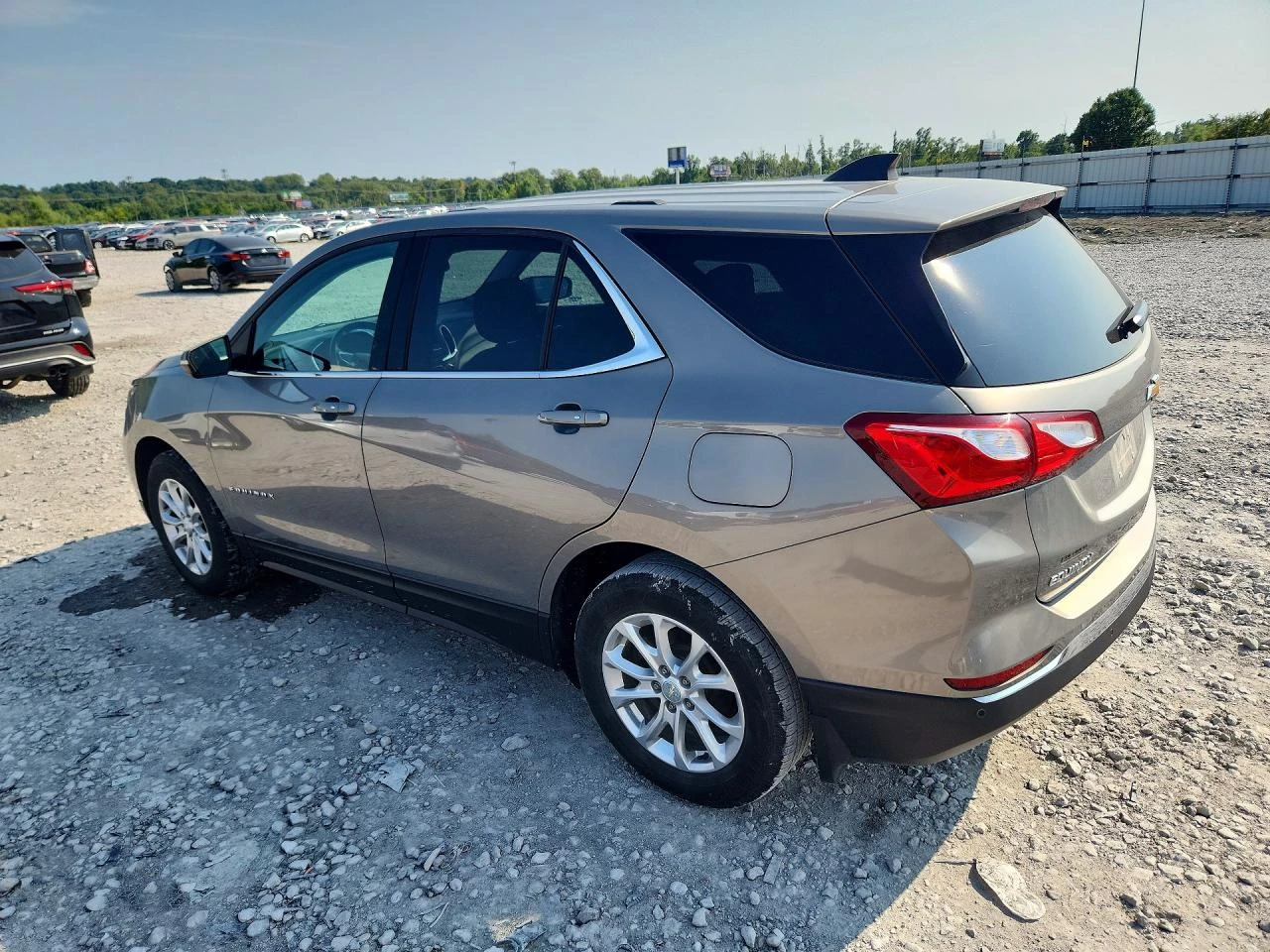 Chevrolet Equinox 1.5l Lt, снимка 2 - Автомобили и джипове - 56075278