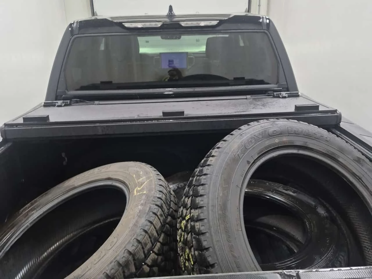 Toyota Tundra * LIMITED CREW CAB SHORT BED * CARFAX * , снимка 13 - Автомобили и джипове - 56169320