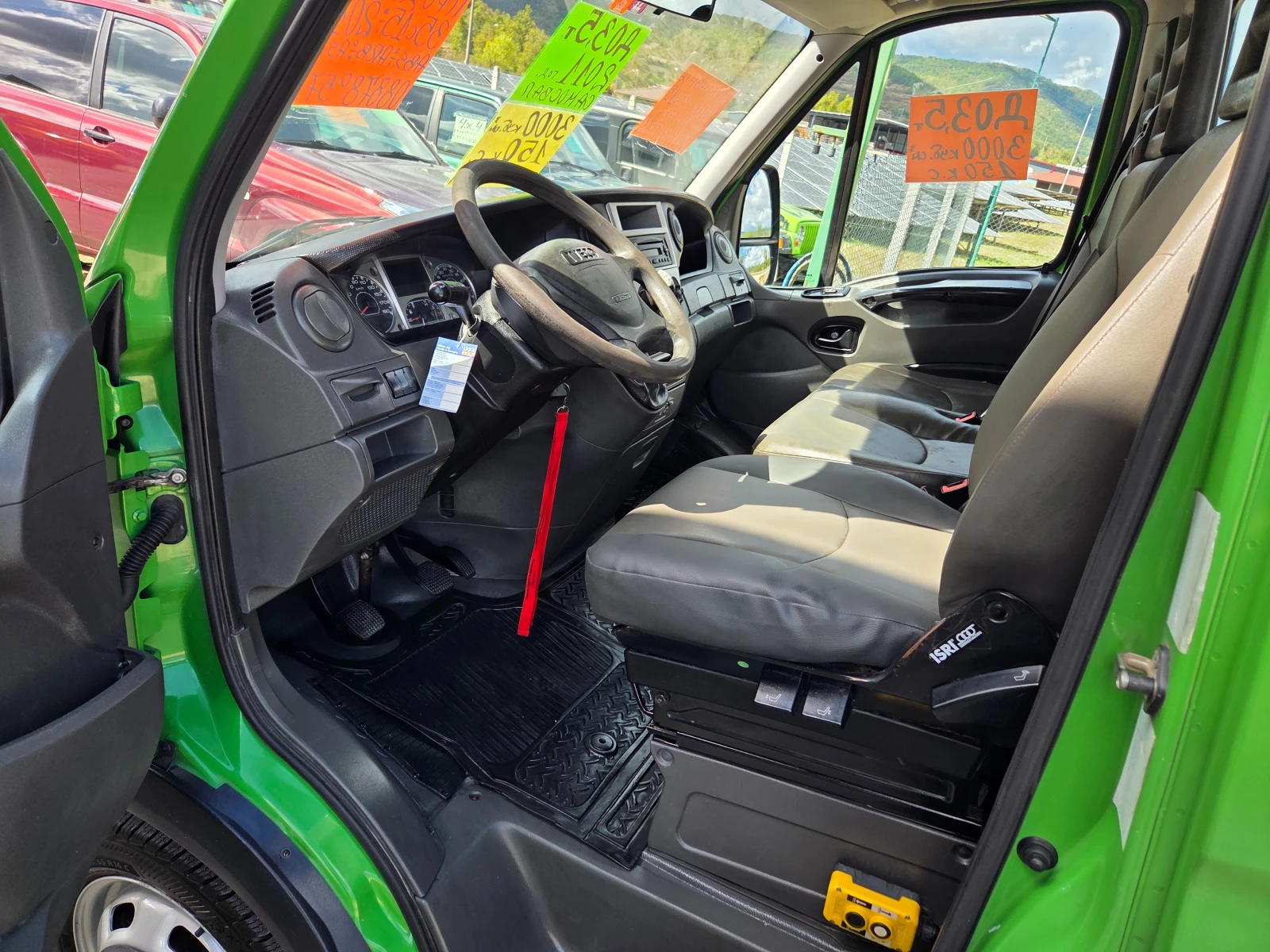 Iveco 35c15 ДО 3, 5т. САМОСВАЛ 161000 км НОВ ВНОС ШВЕЙЦАРИЯ, снимка 12 - Бусове и автобуси - 55659477