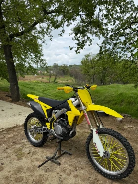 ������ Suzuki Rmz