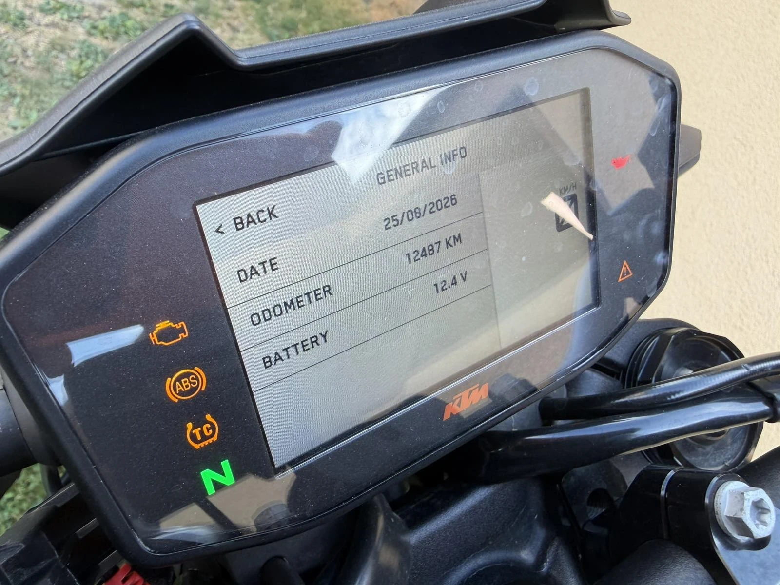Ktm Duke 890 quickshifter, снимка 8 - Мотоциклети и мототехника - 55806511
