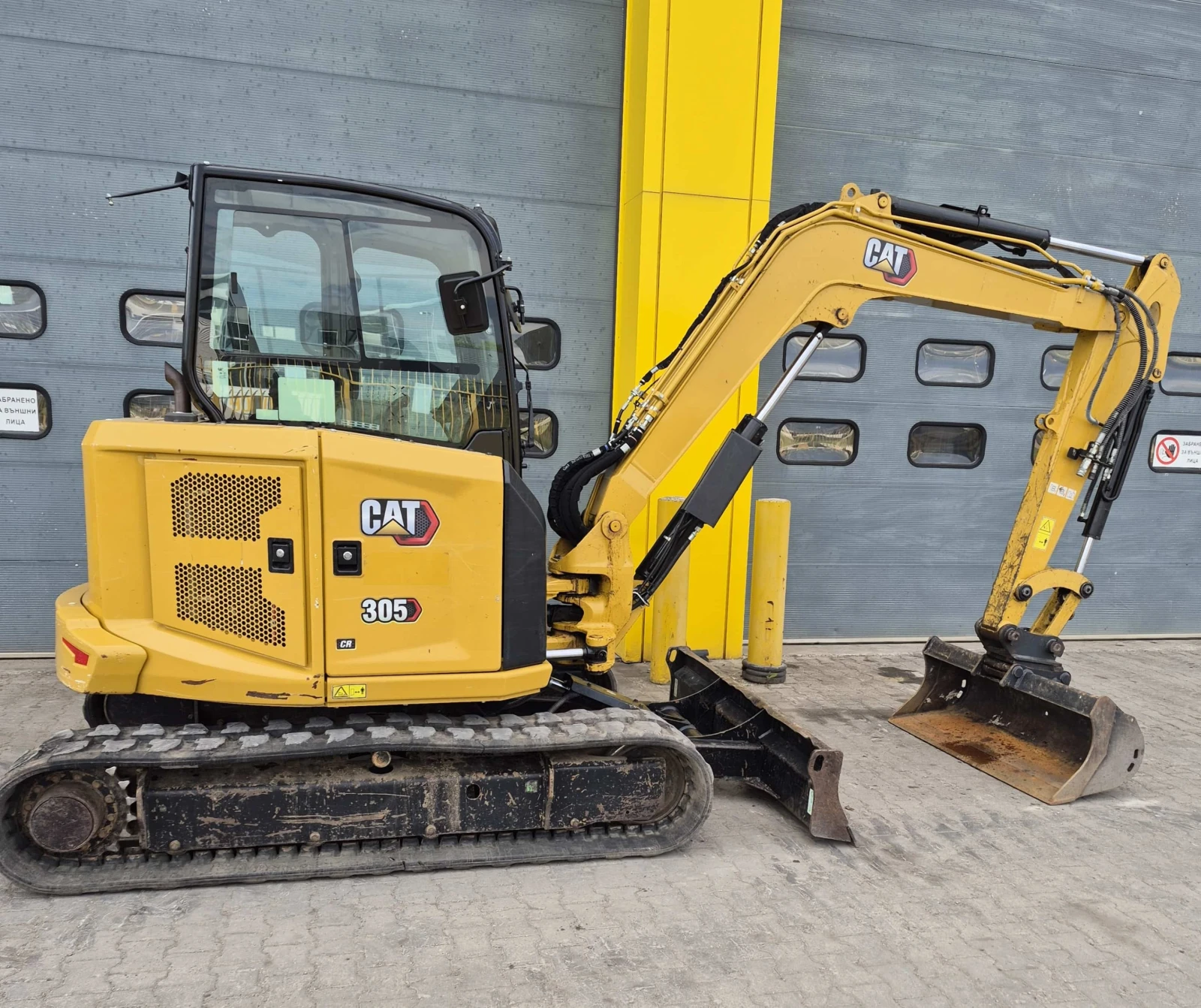 Багер Cat 305CR, снимка 9 - Индустриална техника - 54614714