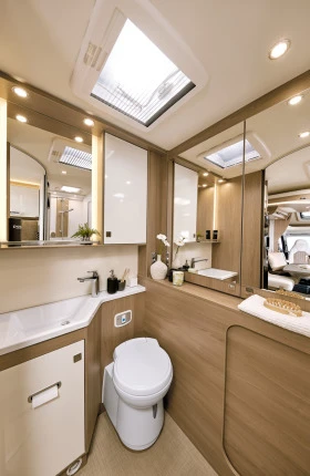 Кемпер Burstner Lyseo TD727, снимка 6