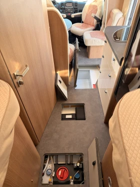 Кемпер Carthago T430 Malibu, снимка 17