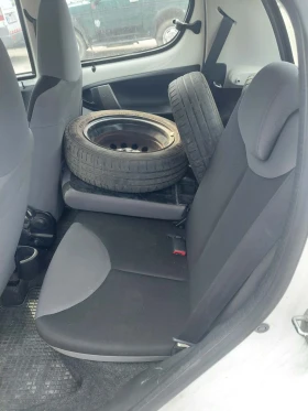 Peugeot 107 1.0i 70000км - 1600 € / 3129.33 лв. - 97437596 8