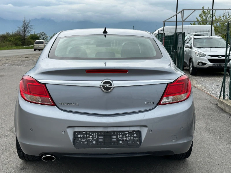 Opel Insignia 2.0 CDTI, снимка 6 - Автомобили и джипове - 39917340