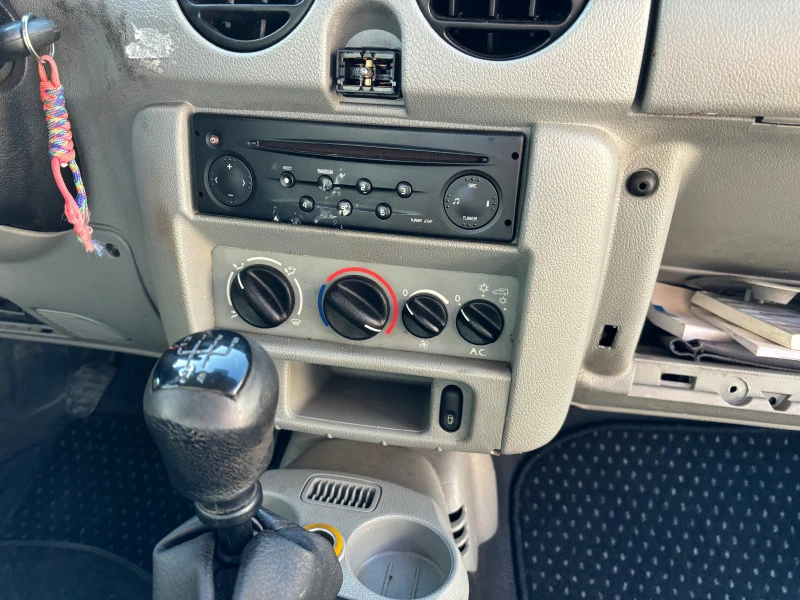 Renault Kangoo 1, 5DCI, снимка 7 - Автомобили и джипове - 45202041