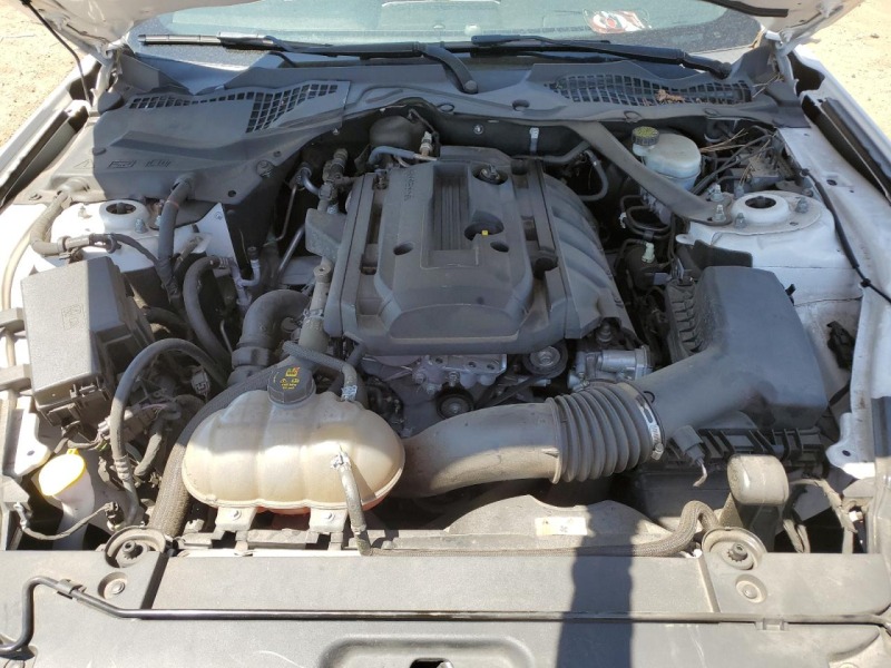 Ford Mustang EcoBoost Fastback 2.3L, снимка 11 - Автомобили и джипове - 46401811