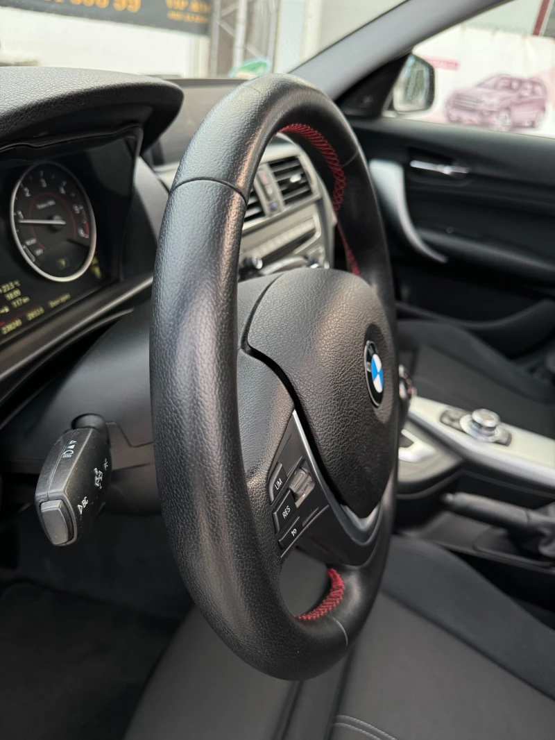 BMW 120 Sport Edition::HARMAN::XENON::F1, снимка 15 - Автомобили и джипове - 47284221