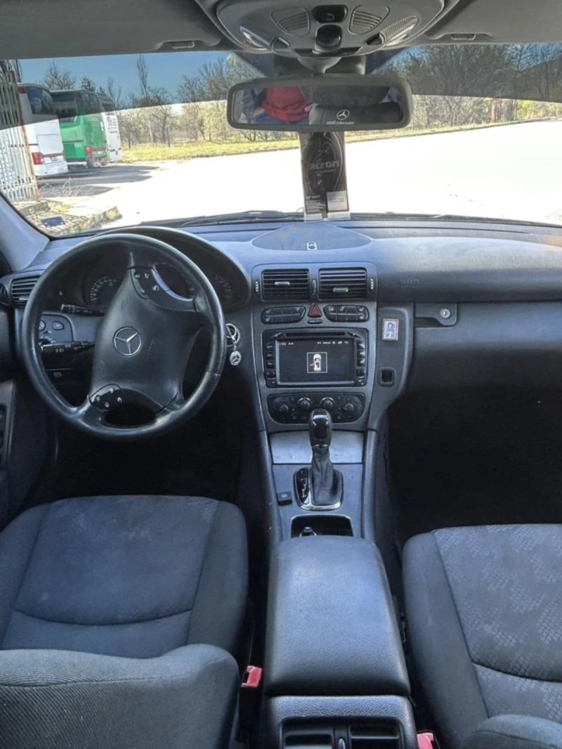 Mercedes-Benz C 320 .Navi.Подгрев. , снимка 7 - Автомобили и джипове - 52669149