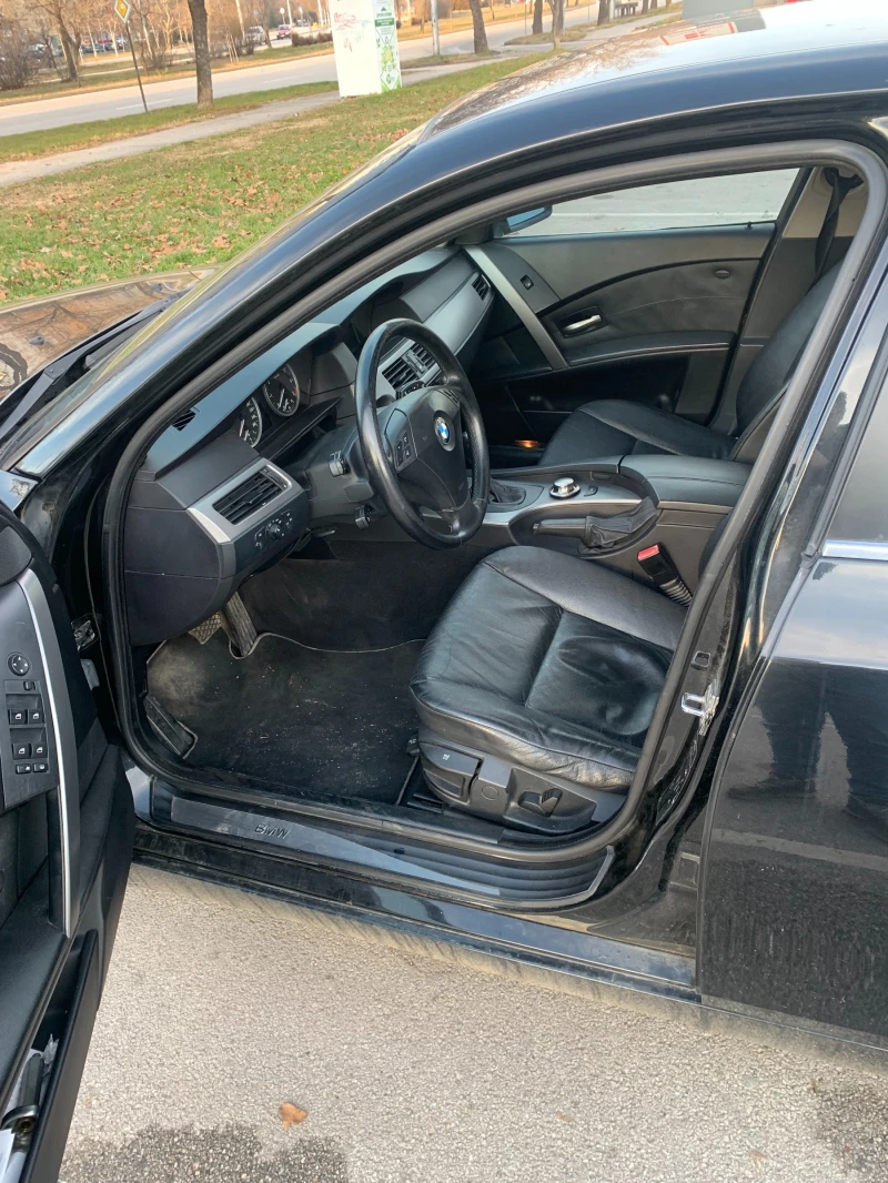 BMW 520, снимка 12 - Автомобили и джипове - 52496217