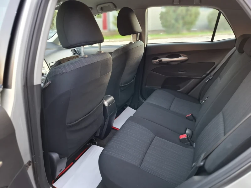 Toyota Auris 1.4D4D 90hp * КЛИМАТРОНИК * EURO 4 * ЛИЗИНГ * , снимка 9 - Автомобили и джипове - 52127014