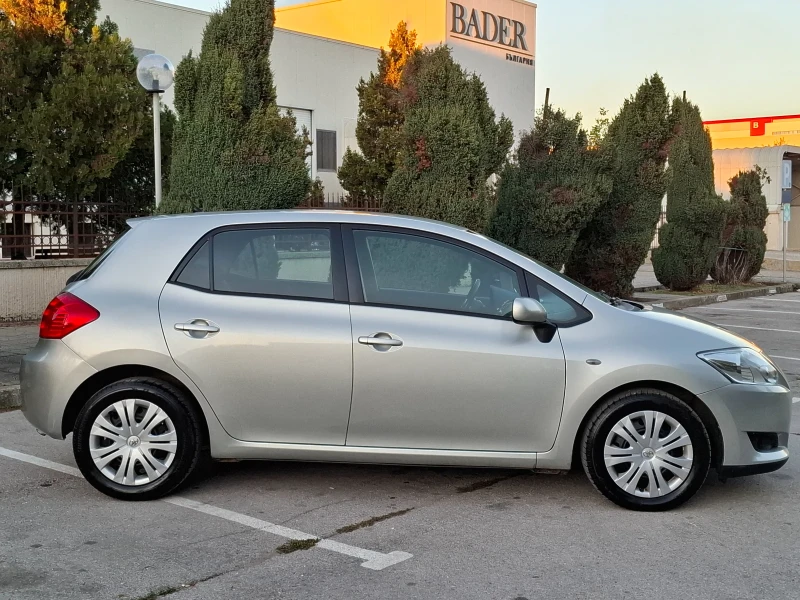 Toyota Auris 1.4D4D 90hp * КЛИМАТРОНИК * EURO 4 * ЛИЗИНГ * , снимка 6 - Автомобили и джипове - 52127014