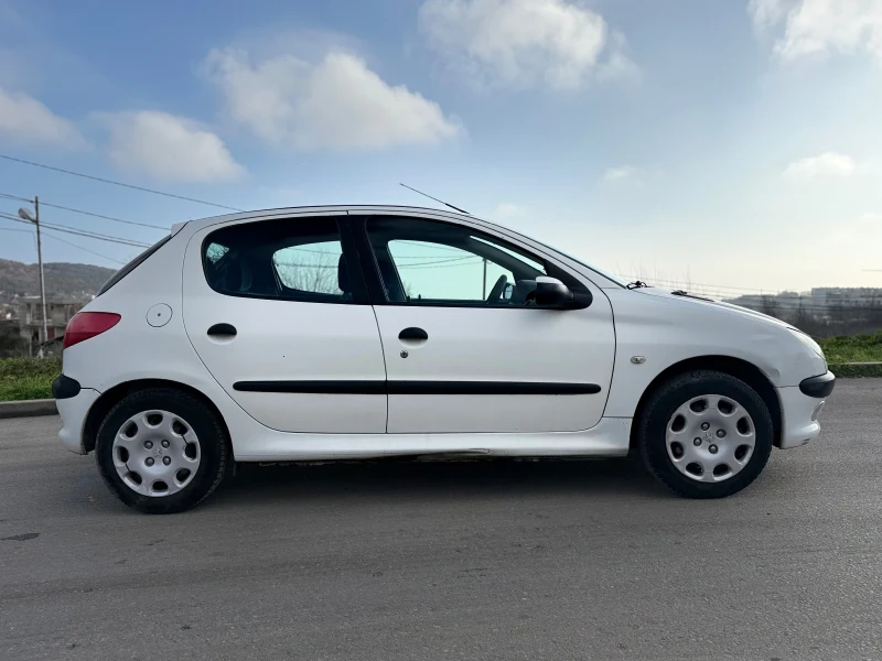 Peugeot 206 1.4 Бензин Климатик Зимни гуми Теглич 0988884951, снимка 6 - Автомобили и джипове - 52830048