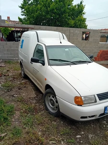 VW Caddy, снимка 1 - Автомобили и джипове - 47312281