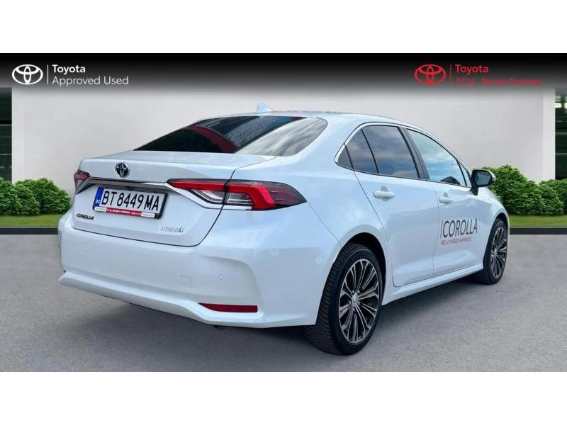 Toyota Corolla 1.8H Executive Plus - изображение 5