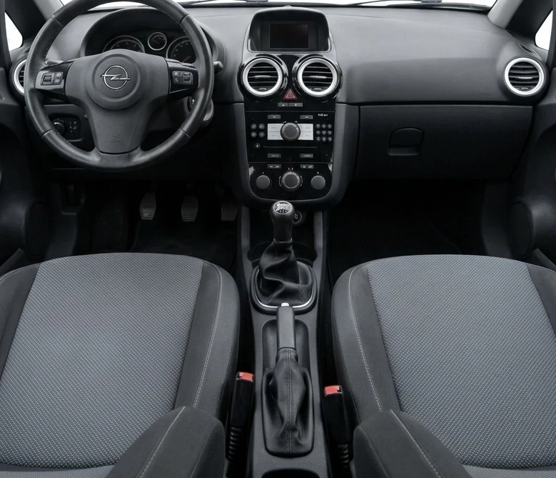 Opel Corsa, снимка 5 - Автомобили и джипове - 55980574