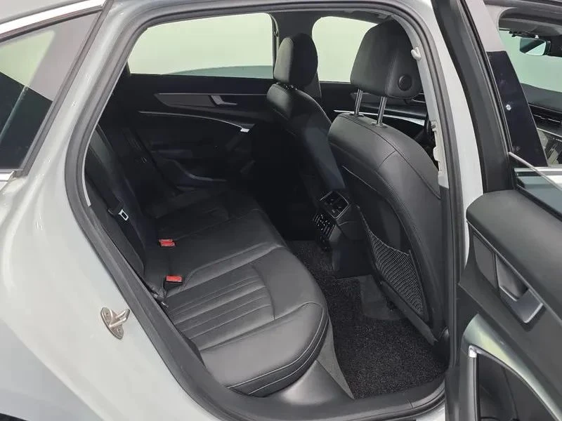Audi A6, снимка 12 - Автомобили и джипове - 56724790