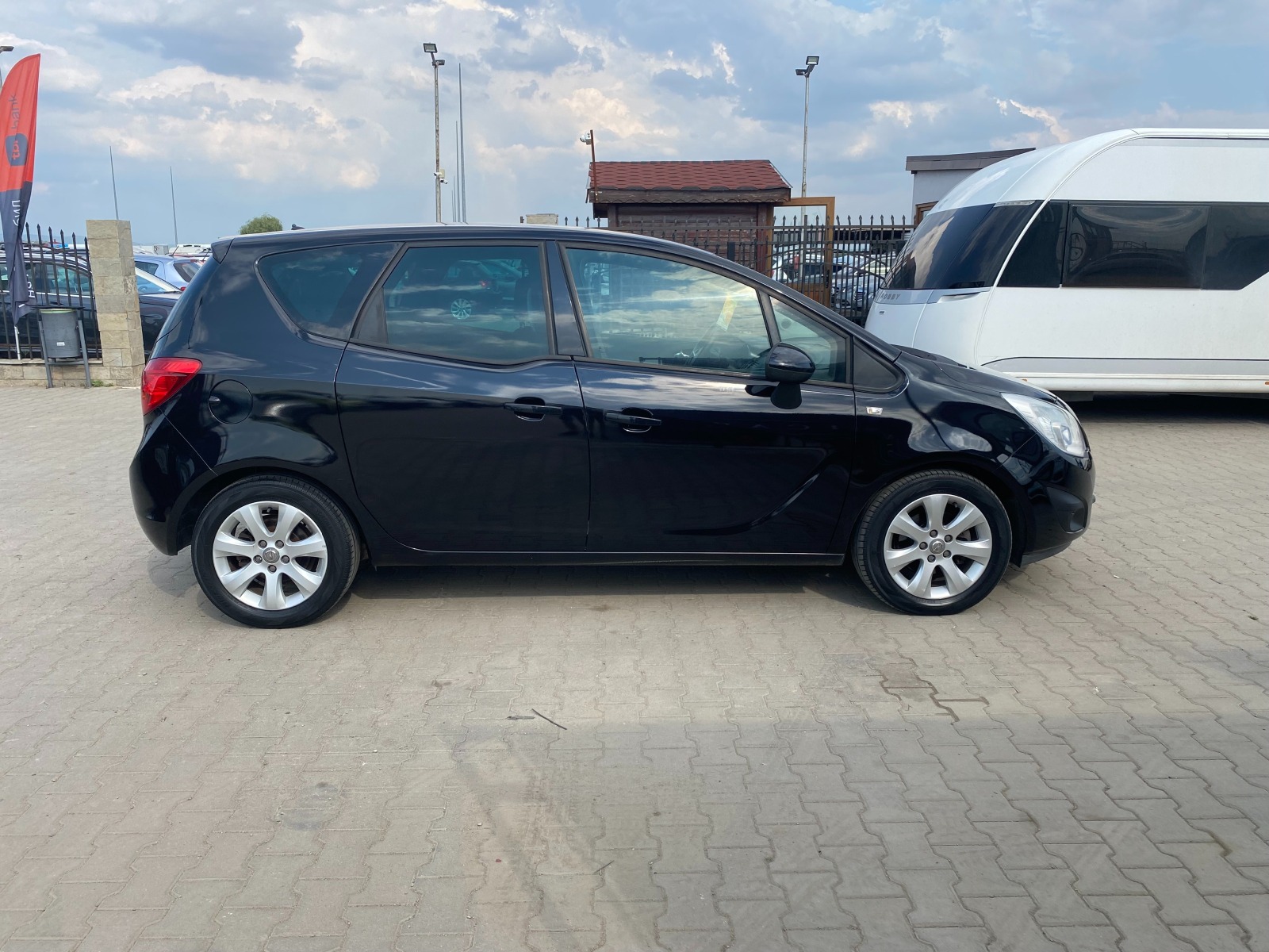 Opel Meriva 1.4I EURO 5B - изображение 6