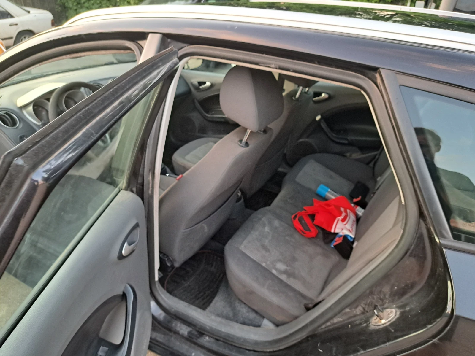 Seat Ibiza 1.2tsi - изображение 2