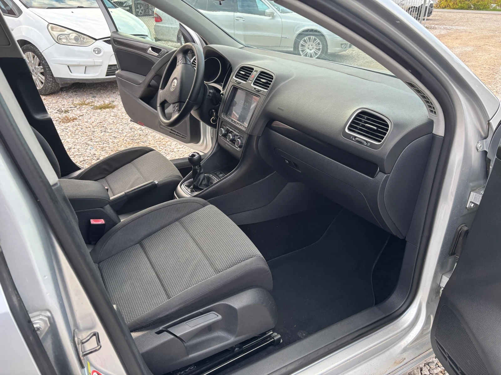 VW Golf 1.6i | Mobile.bg   13