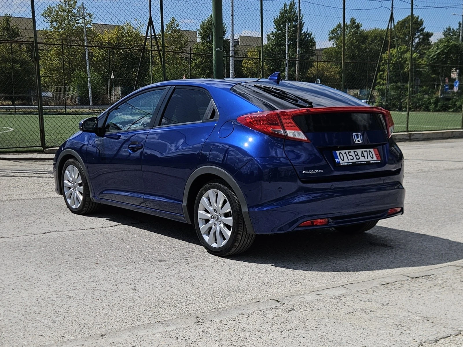 Honda Civic 1.8i-VTEC Keyless NAVI Panorama TUV 2027г. - изображение 7