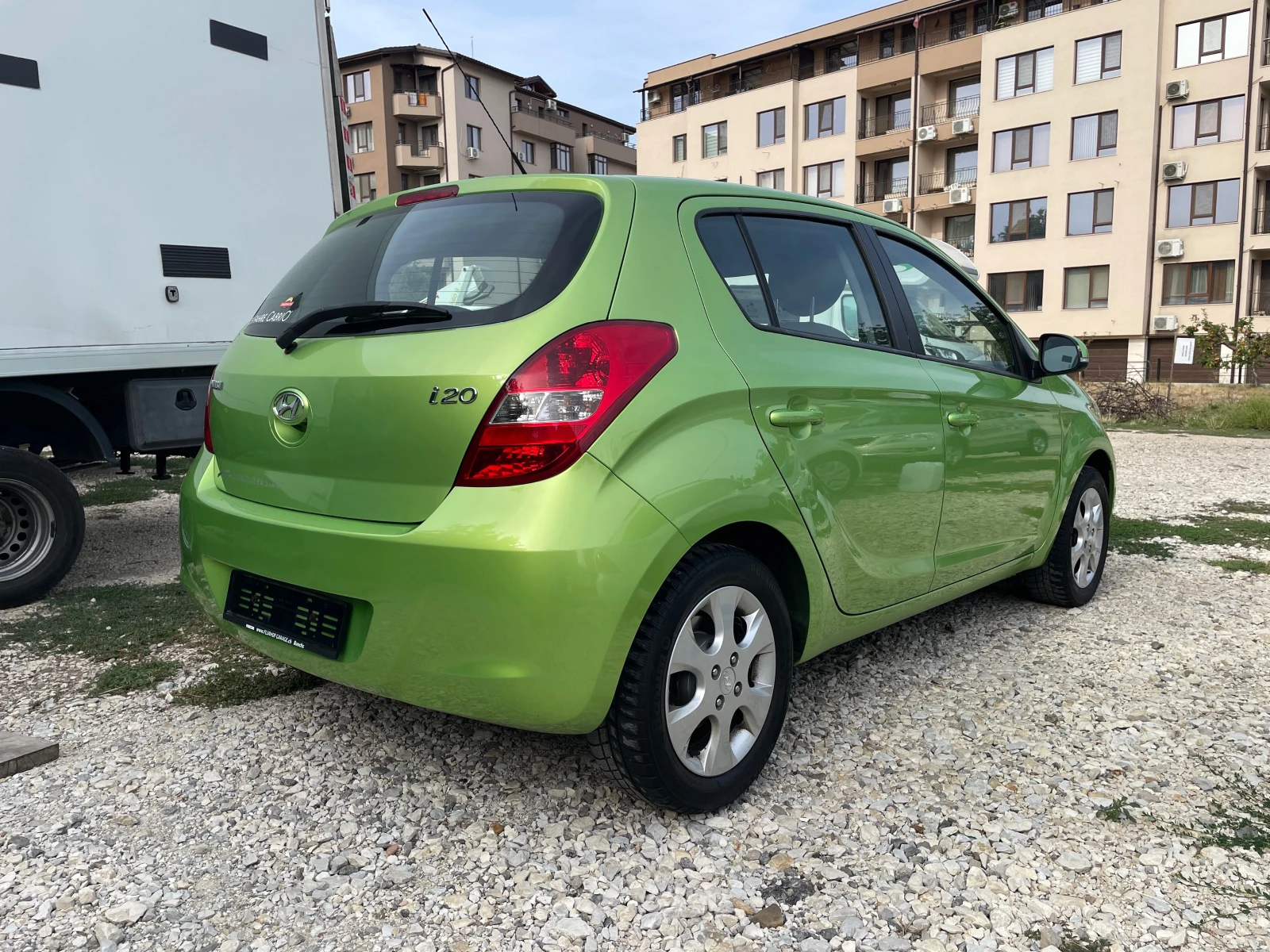 Hyundai I20 1.4i SUISS - изображение 6