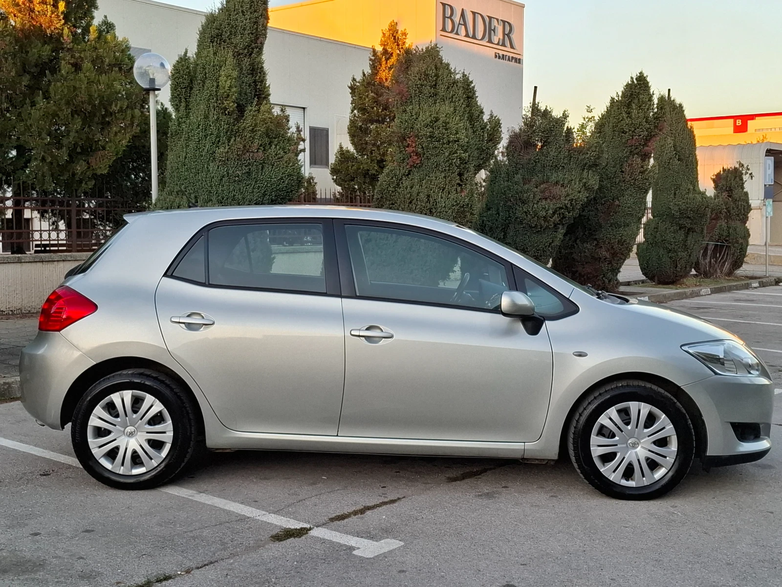 Toyota Auris 1.4D4D 90hp * КЛИМАТРОНИК * EURO 4 * ЛИЗИНГ *  - изображение 6