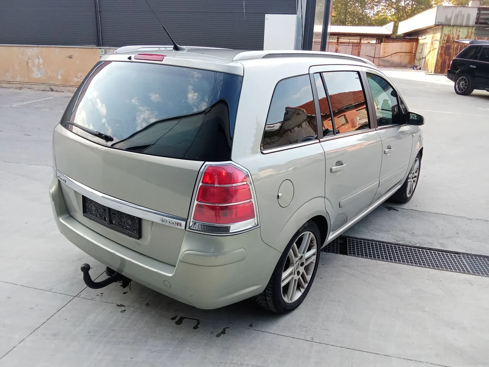 Opel Zafira 1.9 д 150к.с. 7 места | Mobile.bg — изображение 6